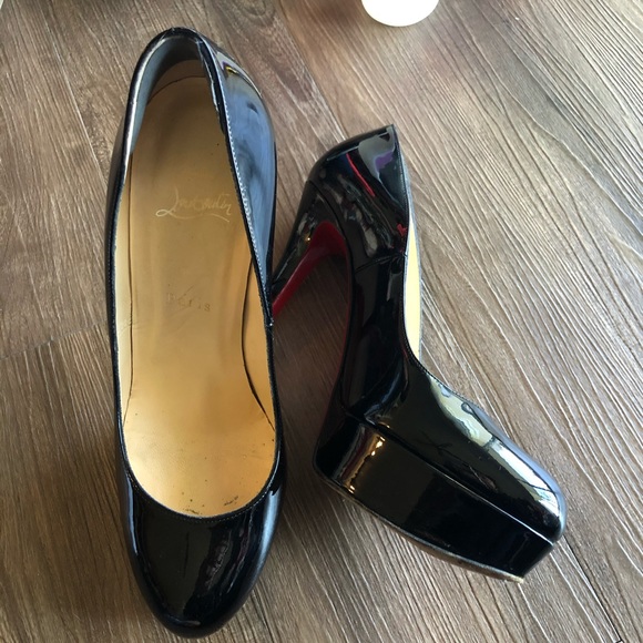 Christian Louboutin platform heels - Picture 2 of 8